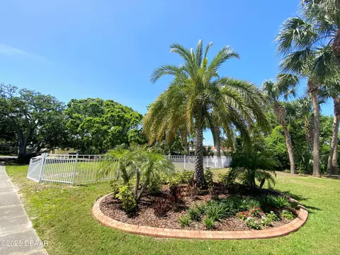 Exterior - 406 N Halifax Dr, Ormond Beach, FL 32176 photo 21 of 24