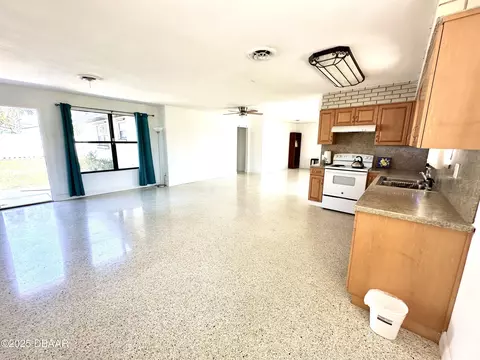 799 Loyola Dr, Ormond Beach, FL 32176 photo 14