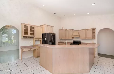 Kitchen - 3 Whipper-ln Cir, Ormond Beach, FL 32174 photo 1 of 4