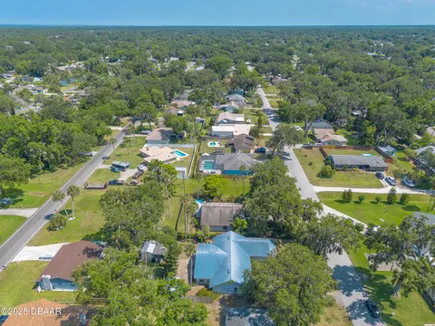 View/Area - 1927 Orange Tree Dr, Edgewater, FL 32141 photo 4 of 10