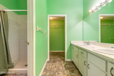 Bath - 1927 Orange Tree Dr, Edgewater, FL 32141 photo 1 of 3