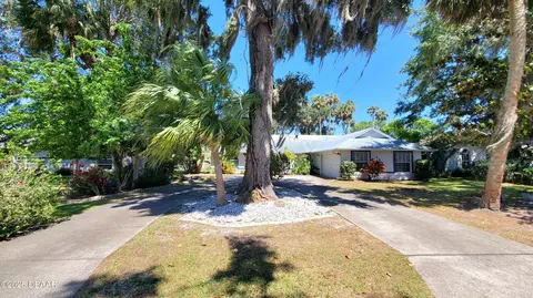 Exterior - 1927 Orange Tree Dr, Edgewater, FL 32141 photo 2 of 16