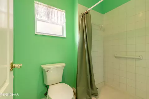 Bath - 1927 Orange Tree Dr, Edgewater, FL 32141 photo 2 of 3