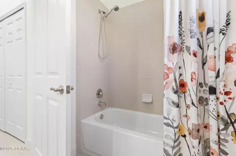 Bath - 3238 Bailey Ann Dr, Ormond Beach, FL 32174 photo 6 of 6