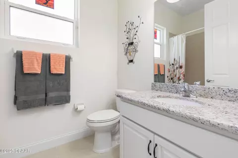 Bath - 3238 Bailey Ann Dr, Ormond Beach, FL 32174 photo 5 of 6