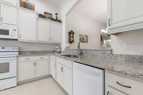 Kitchen - 3238 Bailey Ann Dr, Ormond Beach, FL 32174 photo 1 of 5