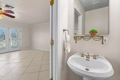 863 Riverside Dr, Ormond Beach, FL 32176 photo 12