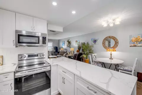 10 Lynnhurst Dr #105, Ormond Beach, FL 32176 photo 16