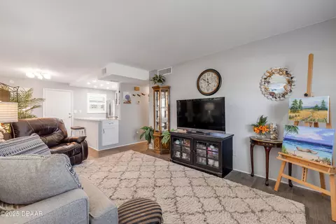 10 Lynnhurst Dr #105, Ormond Beach, FL 32176 photo 8