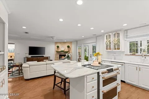 Kitchen - 1380 Aleut Ln, Ormond Beach, FL 32174 photo 1 of 6