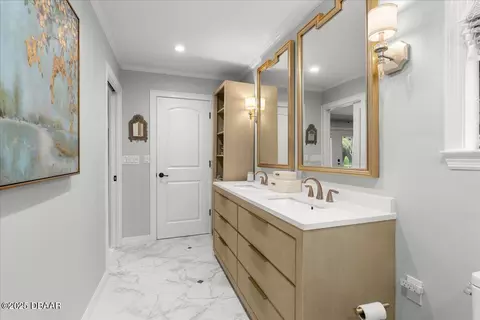 Bath - 1380 Aleut Ln, Ormond Beach, FL 32174 photo 3 of 5