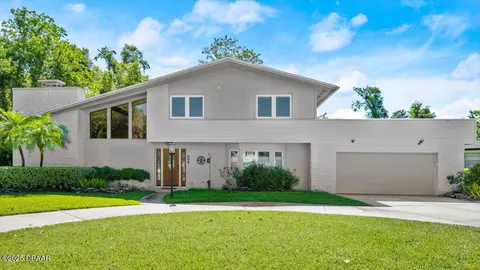 1 Pine Valley Cir, Ormond Beach, FL 32174