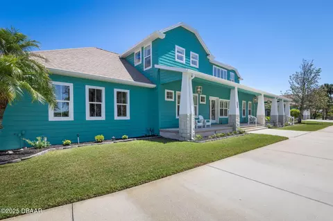 Exterior - 2189 Old Dixie Hwy, Ormond Beach, FL 32174 photo 2 of 15