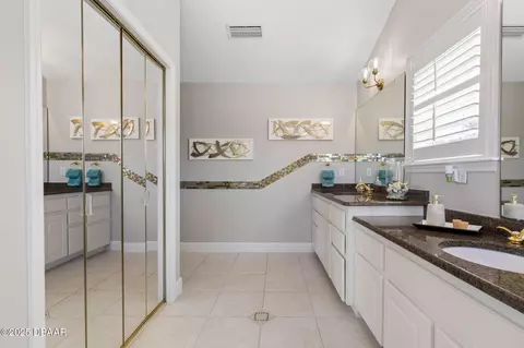 Bath - 2189 Old Dixie Hwy, Ormond Beach, FL 32174 photo 5 of 11