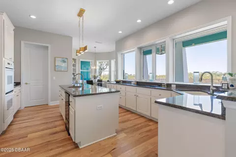 Kitchen - 2189 Old Dixie Hwy, Ormond Beach, FL 32174 photo 3 of 13