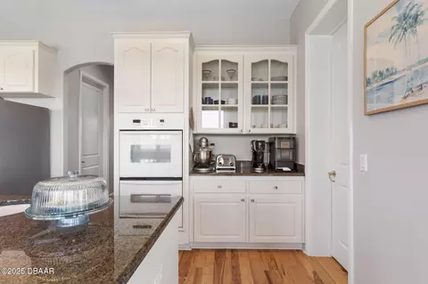 Kitchen - 2189 Old Dixie Hwy, Ormond Beach, FL 32174 photo 11 of 13