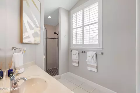 Bath - 2189 Old Dixie Hwy, Ormond Beach, FL 32174 photo 6 of 11