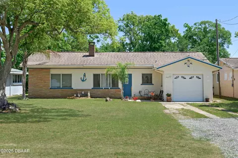 1519 Ridge Ave, Holly Hill, FL 32117