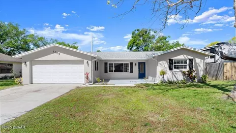1005 4th St, Port Orange, FL 32129
