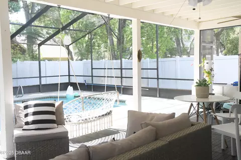 Exterior - 84 S St Andrews Dr, Ormond Beach, FL 32174 photo 2 of 9