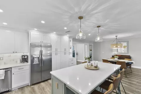 Kitchen - 672 N Beach St, Ormond Beach, FL 32174 photo 3 of 11