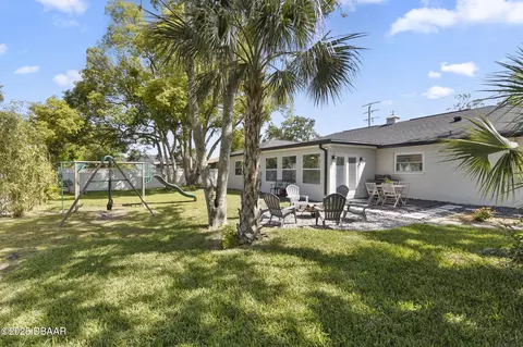Exterior - 672 N Beach St, Ormond Beach, FL 32174 photo 9 of 11