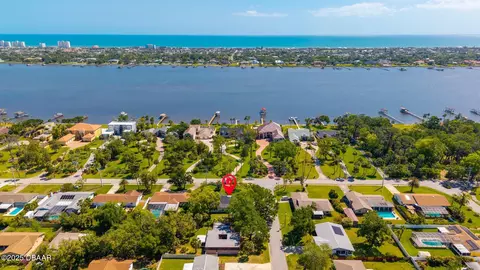 View/Area - 672 N Beach St, Ormond Beach, FL 32174 photo 8 of 9