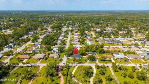 View/Area - 672 N Beach St, Ormond Beach, FL 32174 photo 4 of 9
