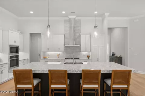 Kitchen - 473 Stirling Bridge Dr, Ormond Beach, FL 32174 photo 4 of 9