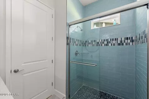 Bath - 473 Stirling Bridge Dr, Ormond Beach, FL 32174 photo 6 of 6