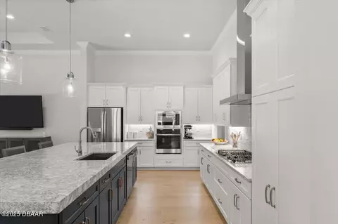 Kitchen - 473 Stirling Bridge Dr, Ormond Beach, FL 32174 photo 3 of 9