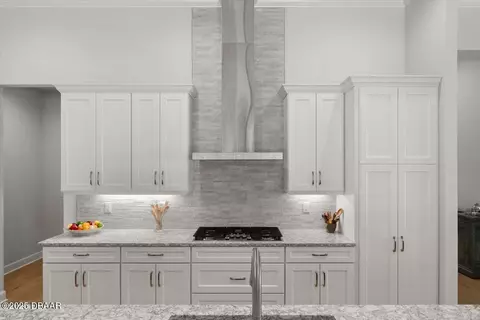 Kitchen - 473 Stirling Bridge Dr, Ormond Beach, FL 32174 photo 6 of 9