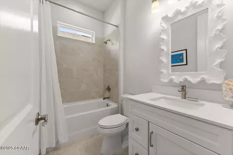Bath - 473 Stirling Bridge Dr, Ormond Beach, FL 32174 photo 4 of 6