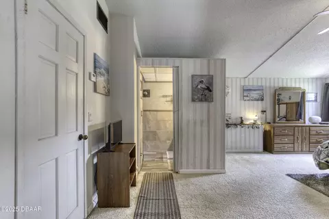 Bath - 233 Riverbend Rd, Ormond Beach, FL 32174 photo 3 of 7