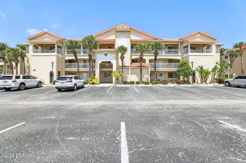 446 Bouchelle Dr, New Smyrna Beach, FL 32169