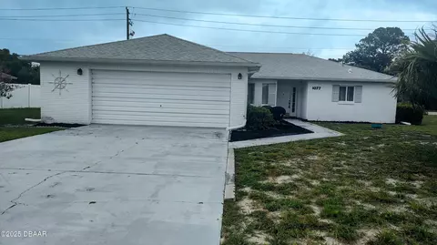 1077 Willow Wood Dr, Port Orange, FL 32129