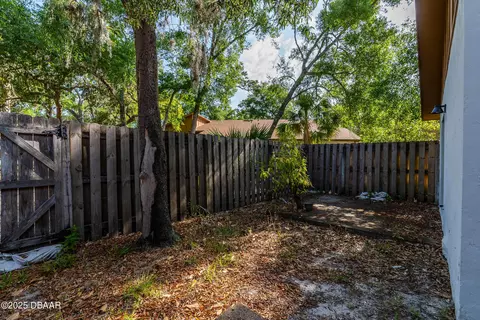 Exterior - 5 Soco Trl, Ormond Beach, FL 32174 photo 5 of 7