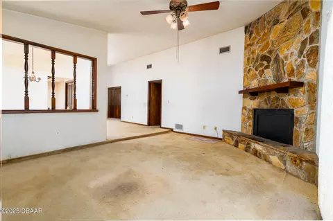 Living - 5 Soco Trl, Ormond Beach, FL 32174 photo 2 of 3