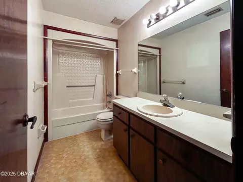 Bath - 5 Soco Trl, Ormond Beach, FL 32174 photo 2 of 2