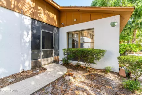 Exterior - 5 Soco Trl, Ormond Beach, FL 32174 photo 3 of 7