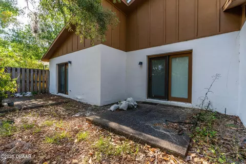 Exterior - 5 Soco Trl, Ormond Beach, FL 32174 photo 2 of 7