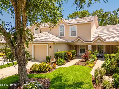 42 Golf Villa Dr, Port Orange, FL 32128