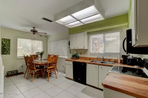 300 Gatewood Ct, Ormond Beach, FL 32174 photo 8