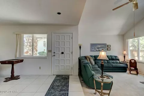 300 Gatewood Ct, Ormond Beach, FL 32174 photo 4