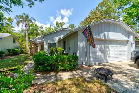 300 Gatewood Ct, Ormond Beach, FL 32174 photo 2