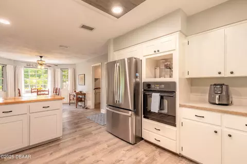 Kitchen - 2532 Danny St, Edgewater, FL 32141 photo 2 of 2