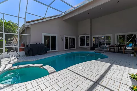 Exterior - 402 Long Cove Rd, Ormond Beach, FL 32174 photo 6 of 16