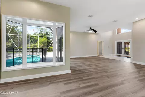 Living - 402 Long Cove Rd, Ormond Beach, FL 32174 photo 2 of 4