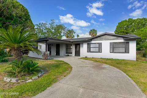 916 Kathy St, Daytona Beach, FL 32114