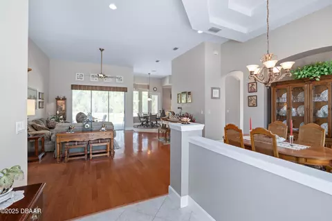 Entry Way - 850 Westlake Dr, Ormond Beach, FL 32174 photo 3 of 4